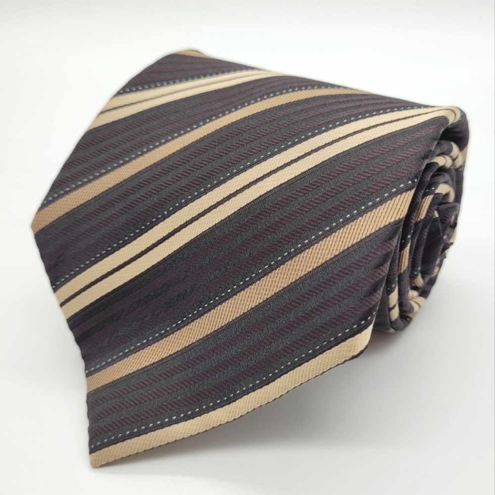 GIORGIO ARMANI | 100% silk handmade  tie